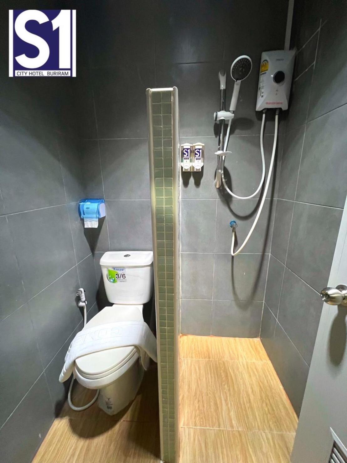 S1 City Hotel Buri Ram Eksteriør billede